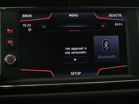SEAT León ST 1.5 TSI FR Intense | Panoramadak | DSG | Stoelverwarming | Carplay | Camera | Trekhaak | Full-LED | Keyless | Navigatie