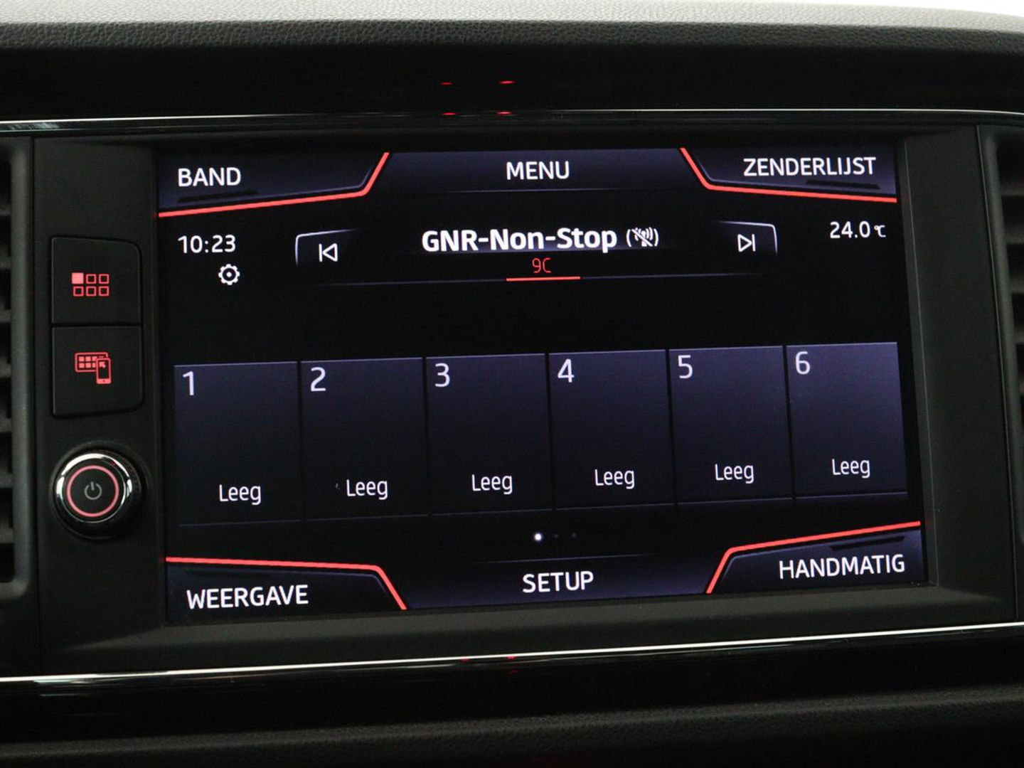 SEAT León ST 1.5 TSI FR Intense | Panoramadak | DSG | Stoelverwarming | Carplay | Camera | Trekhaak | Full-LED | Keyless | Navigatie