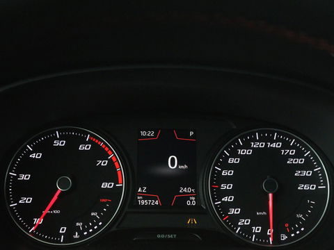 SEAT León ST 1.5 TSI FR Intense | Panoramadak | DSG | Stoelverwarming | Carplay | Camera | Trekhaak | Full-LED | Keyless | Navigatie