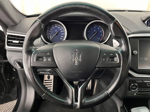 Maserati Ghibli 3.0 S Q4 Aut. *LUXURY-LEATHER | XENON | HARMAN/KARDON | NAVI-FULLMAP | SPORT-SEATS | CAMERA | ECC | PDC | CRUISE | 21''ALU*