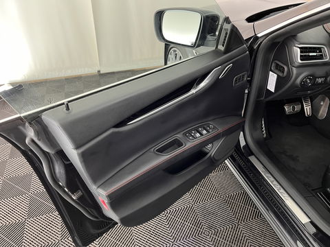 Maserati Ghibli 3.0 S Q4 Aut. *LUXURY-LEATHER | XENON | HARMAN/KARDON | NAVI-FULLMAP | SPORT-SEATS | CAMERA | ECC | PDC | CRUISE | 21''ALU*
