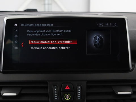 BMW 2 Serie Active Tourer 218i High Executive | Panoramadak | Head-up | Leder | Stoelverwarming | Cruise control | Camera | Climate control | LMV 17 inch