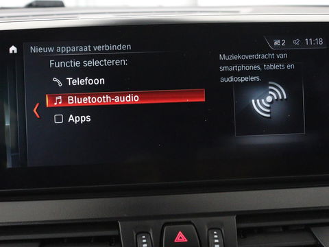 BMW 2 Serie Active Tourer 218i High Executive | Panoramadak | Head-up | Leder | Stoelverwarming | Cruise control | Camera | Climate control | LMV 17 inch