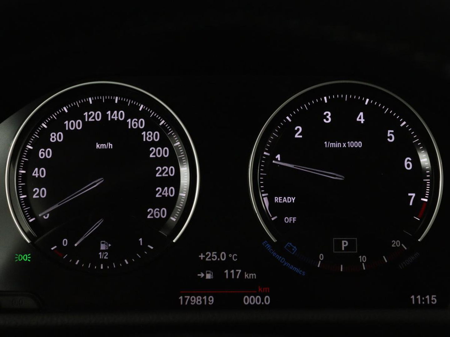 BMW 2 Serie Active Tourer 218i High Executive | Panoramadak | Head-up | Leder | Stoelverwarming | Cruise control | Camera | Climate control | LMV 17 inch