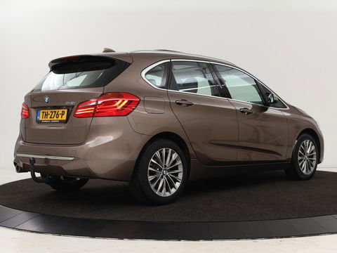 BMW 2 Serie Active Tourer 218i High Executive | Panoramadak | Head-up | Leder | Stoelverwarming | Cruise control | Camera | Climate control | LMV 17 inch