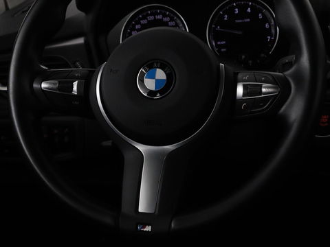 BMW 2 Serie Active Tourer 218i High Executive | Panoramadak | Head-up | Leder | Stoelverwarming | Cruise control | Camera | Climate control | LMV 17 inch