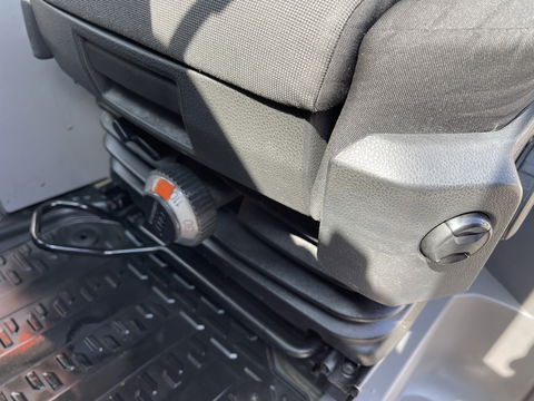 Volkswagen Crafter 35 2.0 TDI 140pk L3H3 ( voorheen L2H2 ) Comfortline / vaste prijs rijklaar € 20.950 ex btw / Sortimo ingerichte laadruimte met Victron omvormer / airco / cruise / navi / camera / trekhaak !