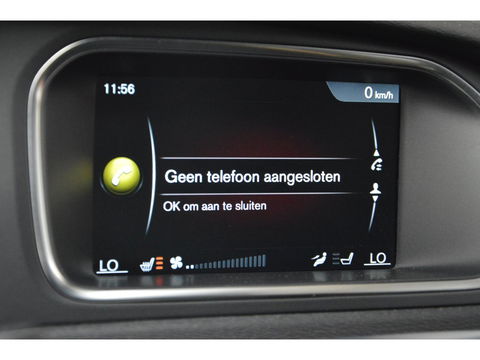 Volvo V40 T2 | Stoelverwarming | Trekhaak 1500KG| Standkachel | Bluetooth verbinding | Volvo On-Call |