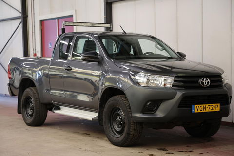 Toyota Hilux 2.4 D-4D 150PK Xtra Cab 4X4