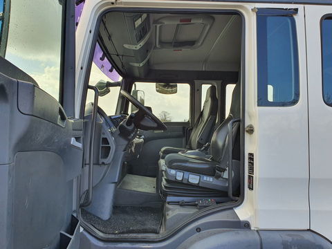 MAN TGL 8.180 (5-pers) Aut. 4X2 BL EEV *PAARDEN (2) /HORSES (2) TRAILER* AUT. *PAARDEN TRAILER- PFERDETRANSPORTWAGEN - HORSES TRAILER* *lengte: 760cm l breedte:236cm l hoogte:325cm*