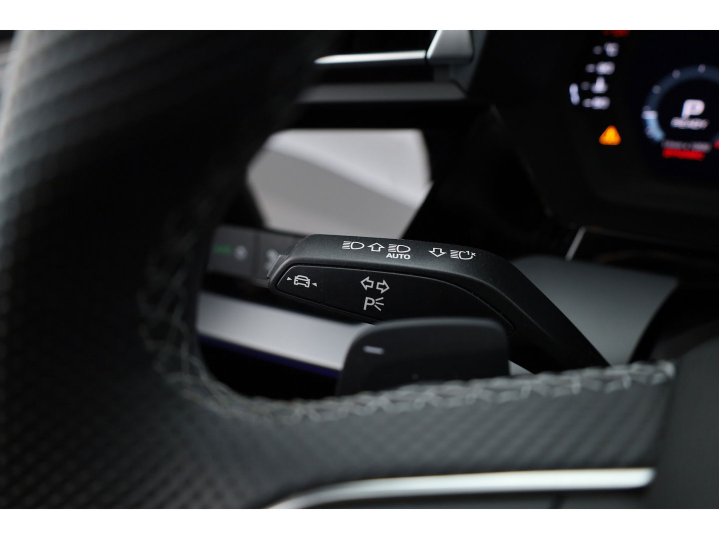 Audi A3 Sportback 35 TFSI S Line | FACELIFT | MJ2025 | Pano | Sonos | Matrix | Camera | Adapt. Cruise
