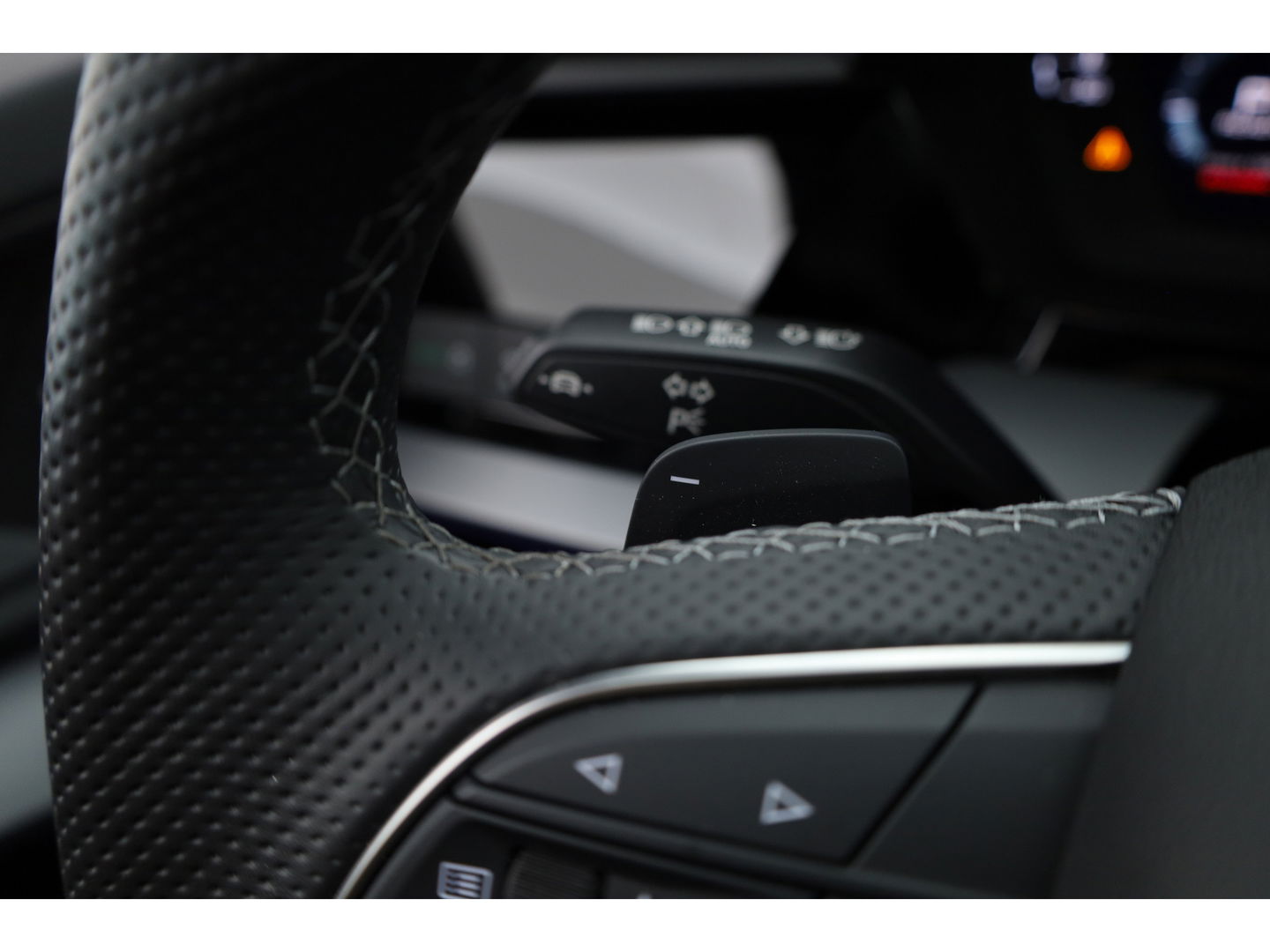 Audi A3 Sportback 35 TFSI S Line | FACELIFT | MJ2025 | Pano | Sonos | Matrix | Camera | Adapt. Cruise