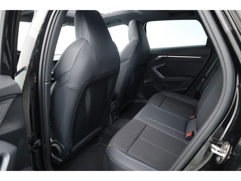 Audi A3 Sportback 35 TFSI S Line | FACELIFT | MJ2025 | Pano | Sonos | Matrix | Camera | Adapt. Cruise