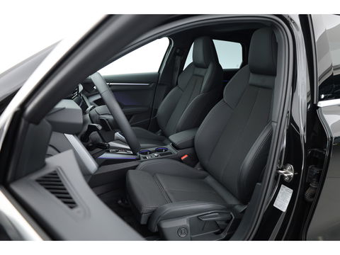 Audi A3 Sportback 35 TFSI S Line | FACELIFT | MJ2025 | Pano | Sonos | Matrix | Camera | Adapt. Cruise