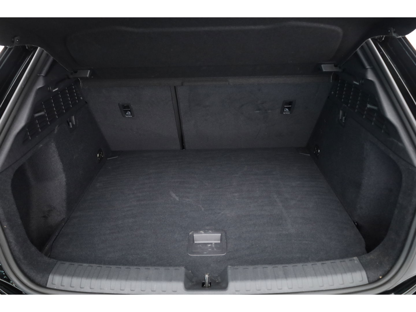 Audi A3 Sportback 35 TFSI S Line | FACELIFT | MJ2025 | Pano | Sonos | Matrix | Camera | Adapt. Cruise