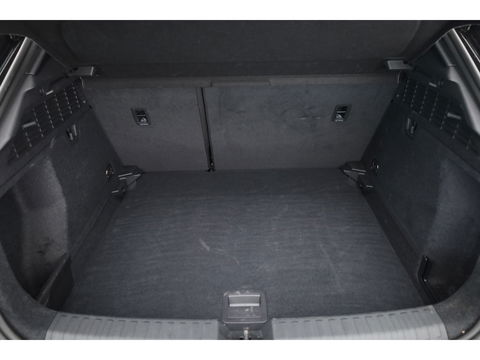 Audi A3 Sportback 35 TFSI S Line | FACELIFT | MJ2025 | Pano | Sonos | Matrix | Camera | Adapt. Cruise