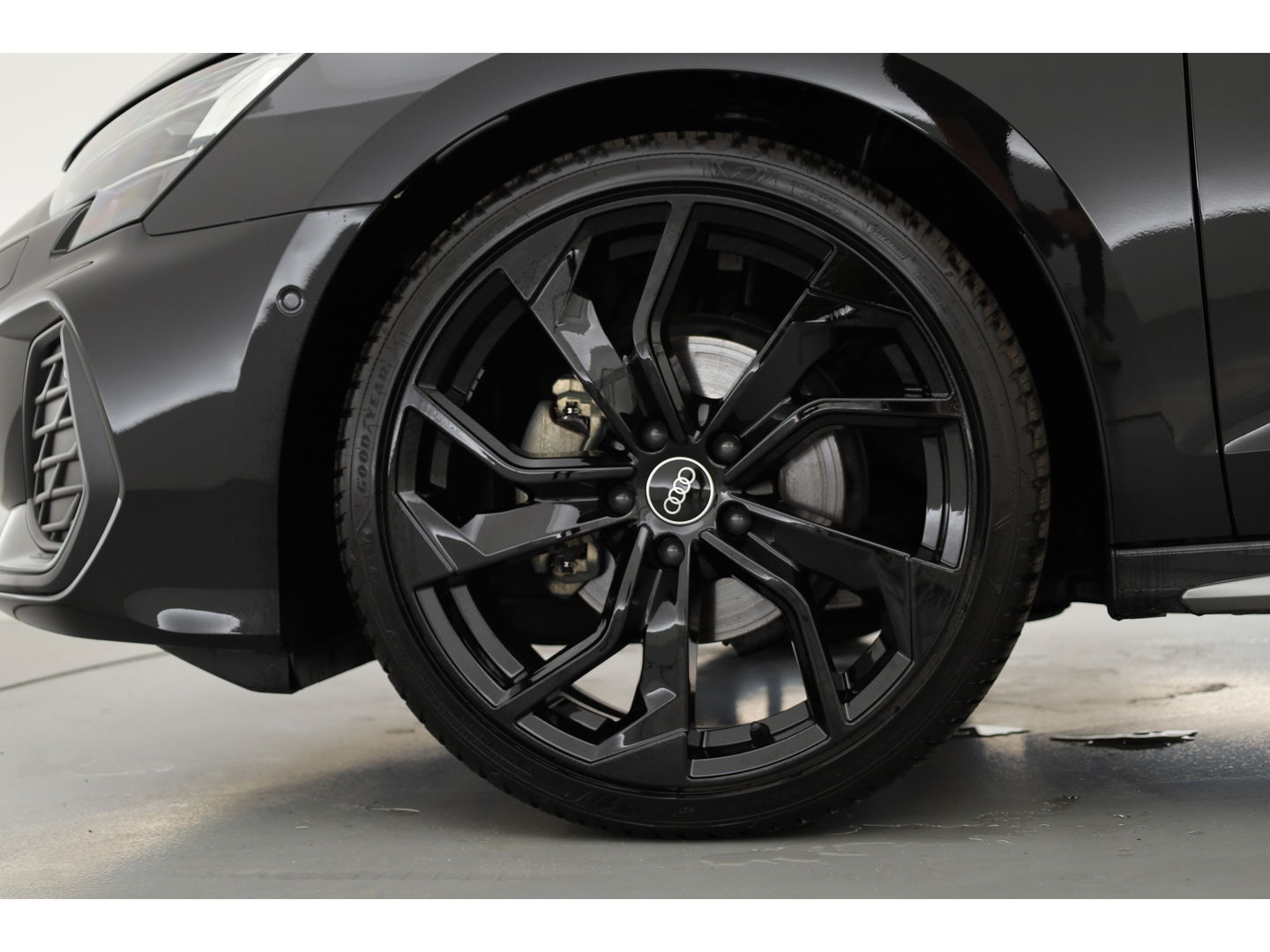 Audi A3 Sportback 35 TFSI S Line | FACELIFT | MJ2025 | Pano | Sonos | Matrix | Camera | Adapt. Cruise
