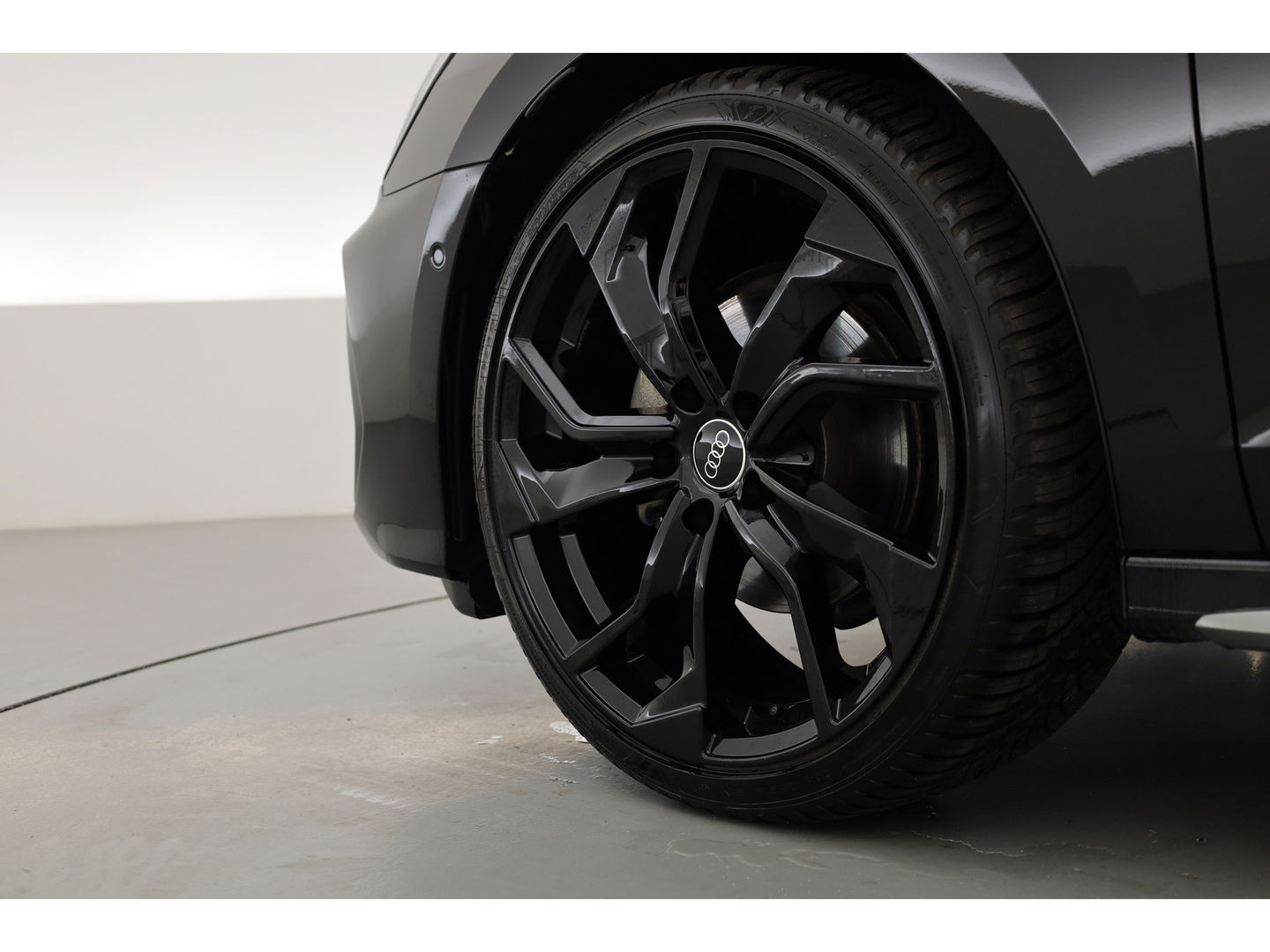 Audi A3 Sportback 35 TFSI S Line | FACELIFT | MJ2025 | Pano | Sonos | Matrix | Camera | Adapt. Cruise