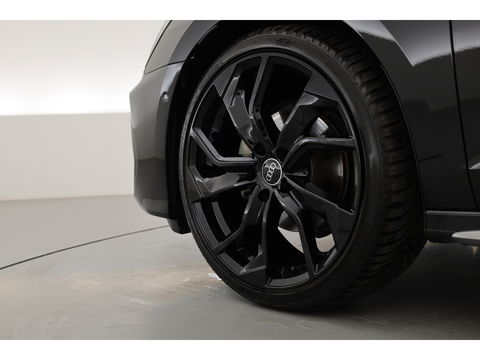 Audi A3 Sportback 35 TFSI S Line | FACELIFT | MJ2025 | Pano | Sonos | Matrix | Camera | Adapt. Cruise
