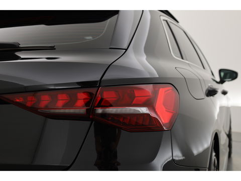 Audi A3 Sportback 35 TFSI S Line | FACELIFT | MJ2025 | Pano | Sonos | Matrix | Camera | Adapt. Cruise