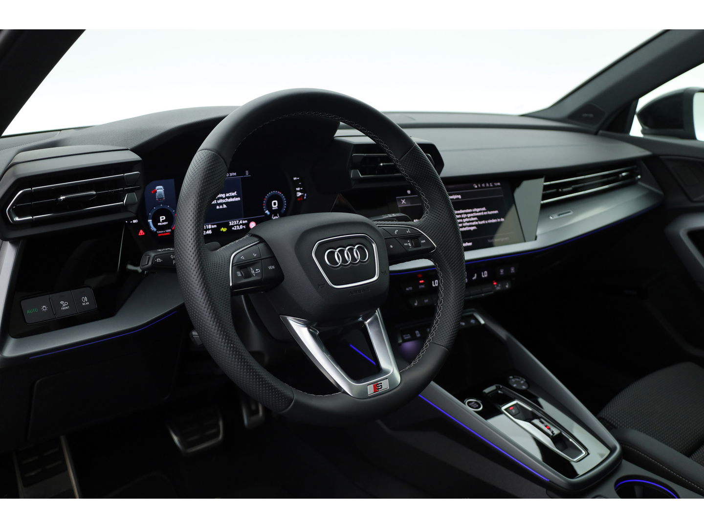 Audi A3 Sportback 35 TFSI S Line | FACELIFT | MJ2025 | Pano | Sonos | Matrix | Camera | Adapt. Cruise