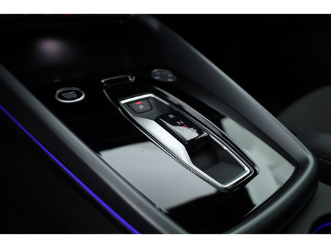Audi A3 Sportback 35 TFSI S Line | FACELIFT | MJ2025 | Pano | Sonos | Matrix | Camera | Adapt. Cruise