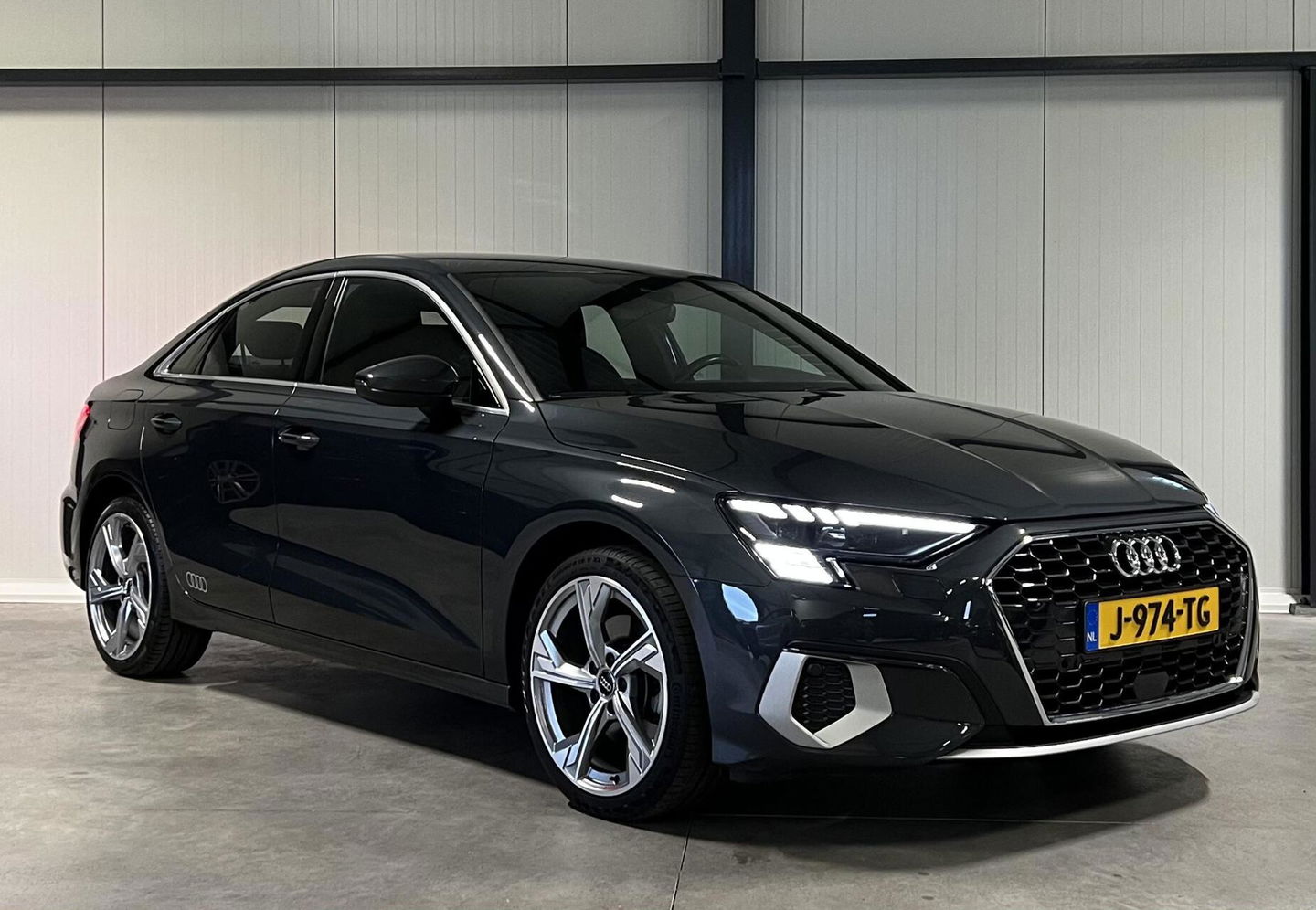 Audi A3 Limousine 35 TFSI S-line edition one Virtual Sfeer