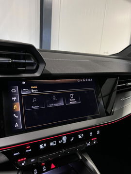 Audi A3 Limousine 35 TFSI S-line edition one Virtual Sfeer