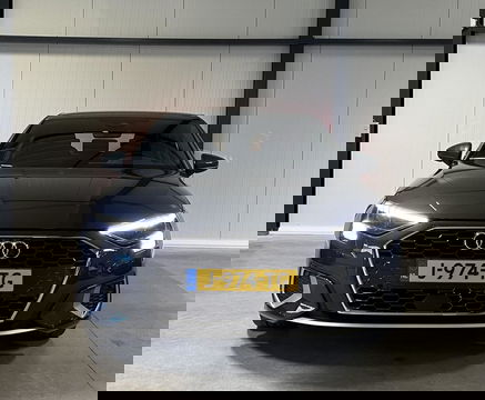 Audi A3 Limousine 35 TFSI S-line edition one Virtual Sfeer