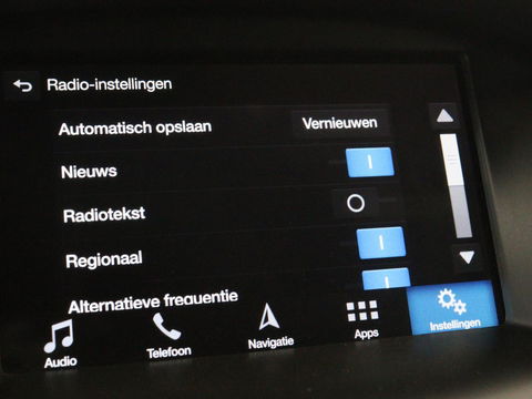 Ford FOCUS Wagon 1.0 EcoBoost ST-line | Stoel & Stuurverwarming | Trekhaak | PDC | Carplay | Navigatie | LMV 17 inch