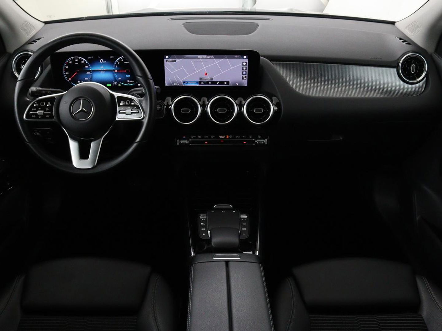 Mercedes-Benz GLA 250e Style | Stoelverwarming | Camera | Cruise control | Carplay | Widescreen | LMV 18 inch | Half leder | DAB+