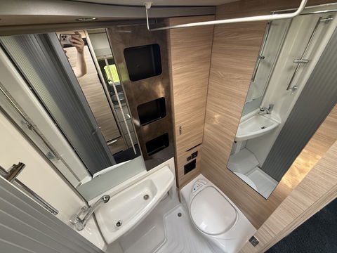 Knaus 640 MEG Van Ti Plus Platinum 2.0 TDI 4Motion Aut. *NAVI-FULLMAP | CAMERA | COMFORT-SEATS*