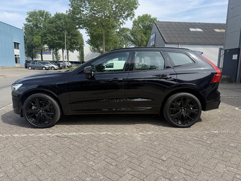 Volvo XC60 2.0 T6 Plug-in hybrid AWD Plus Black Edition trekhaak l Pano l rijklaarprijs
