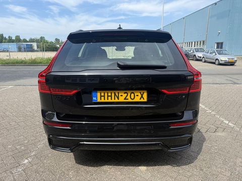 Volvo XC60 2.0 T6 Plug-in hybrid AWD Plus Black Edition trekhaak l Pano l rijklaarprijs