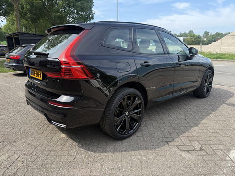 Volvo XC60 2.0 T6 Plug-in hybrid AWD Plus Black Edition trekhaak l Pano l rijklaarprijs