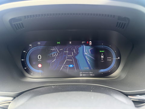 Volvo XC60 2.0 T6 Plug-in hybrid AWD Plus Black Edition trekhaak l Pano l rijklaarprijs