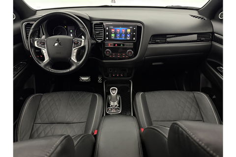 Mitsubishi Outlander 2.4 PHEV S-Edition 210PK Pano Parelmoer 360 Camera LED Carplay Cruise Leder Clima PDC 18"LMV