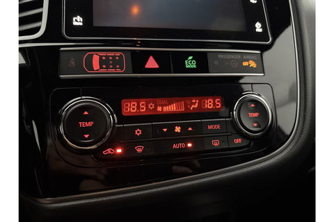 Mitsubishi Outlander 2.4 PHEV S-Edition 210PK Pano Parelmoer 360 Camera LED Carplay Cruise Leder Clima PDC 18"LMV