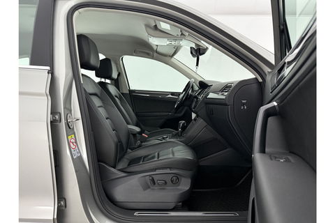 Volkswagen Tiguan 2.0 TSI 4Motion R-line DSG LED Memory Navigatie PDC Clima Cruise Leder 19"LMV