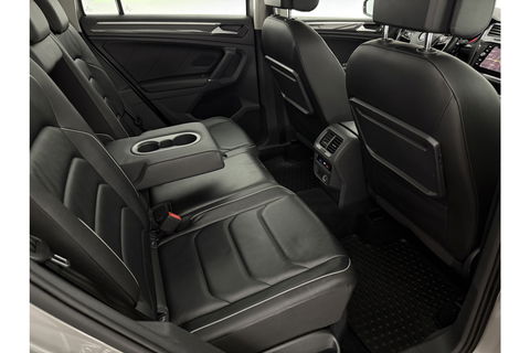 Volkswagen Tiguan 2.0 TSI 4Motion R-line DSG LED Memory Navigatie PDC Clima Cruise Leder 19"LMV