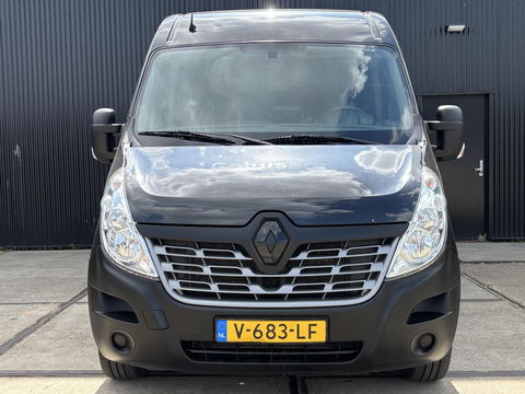 Renault Master T35 2.3 dCi L2H2 145pk | Navigatie | Camera | Trekhaak | Airco | Cruise control | 12 maanden APK |