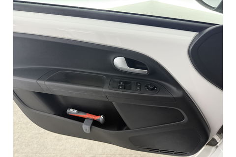 Volkswagen up! 1.0 BMT move up! LED Airco DAB+