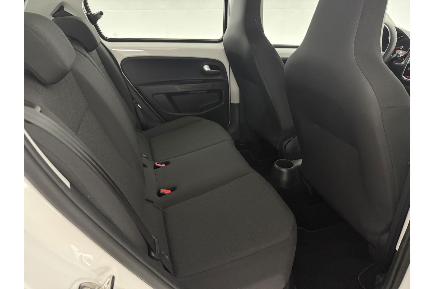 Volkswagen up! 1.0 BMT move up! LED Airco DAB+