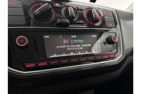 Volkswagen up! 1.0 BMT move up! LED Airco DAB+