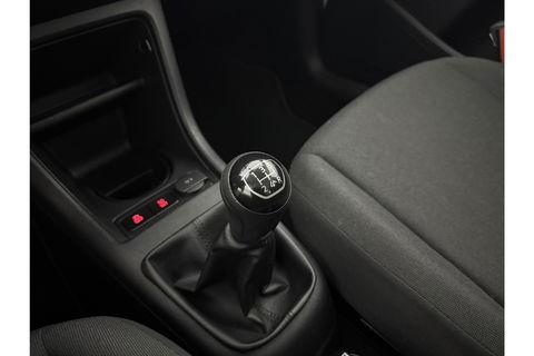 Volkswagen up! 1.0 BMT move up! LED Airco DAB+
