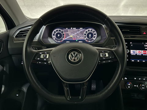 Volkswagen Tiguan 1.4 TSI ACT Highline Virtual HUD Trekh. NAP