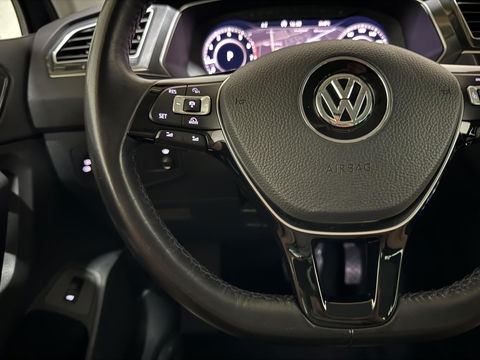 Volkswagen Tiguan 1.4 TSI ACT Highline Virtual HUD Trekh. NAP