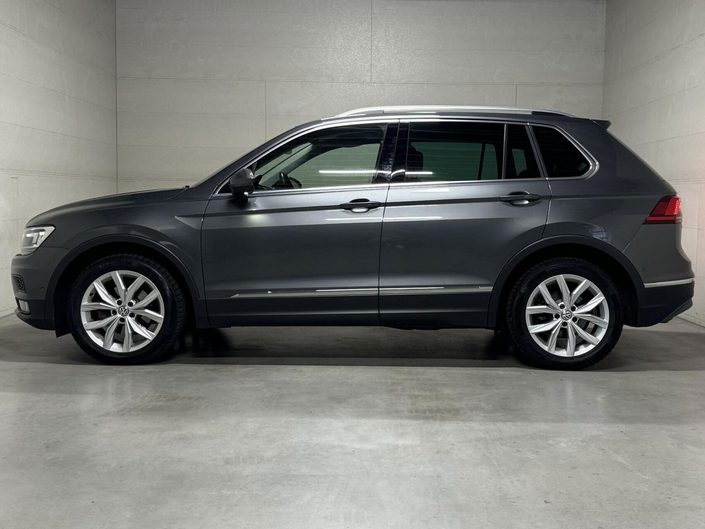 Volkswagen Tiguan 1.4 TSI ACT Highline Virtual HUD Trekh. NAP