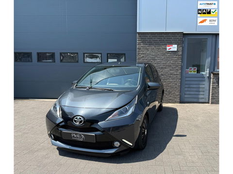 Toyota Aygo 1.0 VVT-i x-play