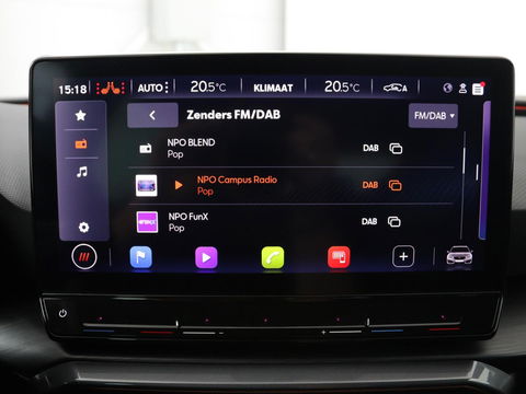 CUPRA Leon 1.4 e-Hybrid | Carplay | Camera | Stoel & Stuurverwarming | Adaptive Cruise | Full LED | Navigatie | DAB+ | LMV 18 inch